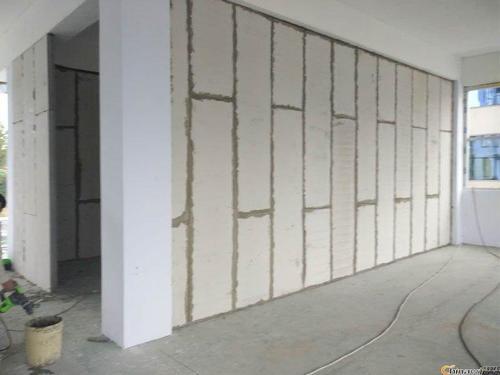 企业资讯 简阳新型轻质隔板墙材料厂家 无论是生产,还是销售石膏砌块